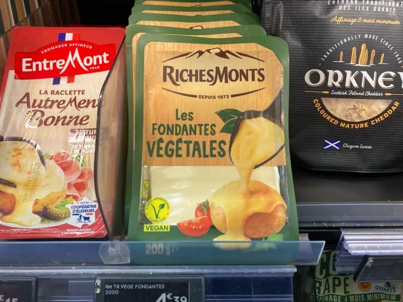 フランス　ヴィーガンチーズ