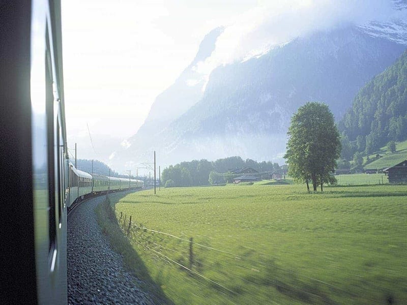 スイス　絶景　旅行