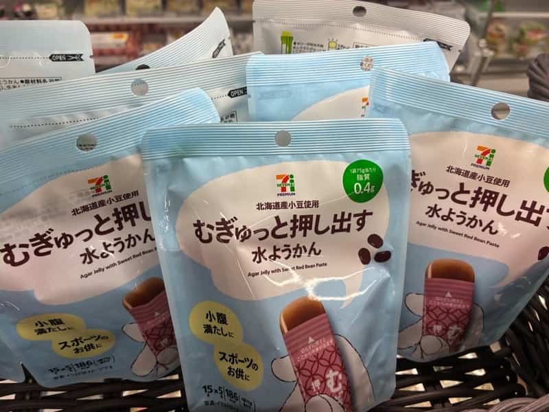 むぎゅっと押し出す水ようかん
